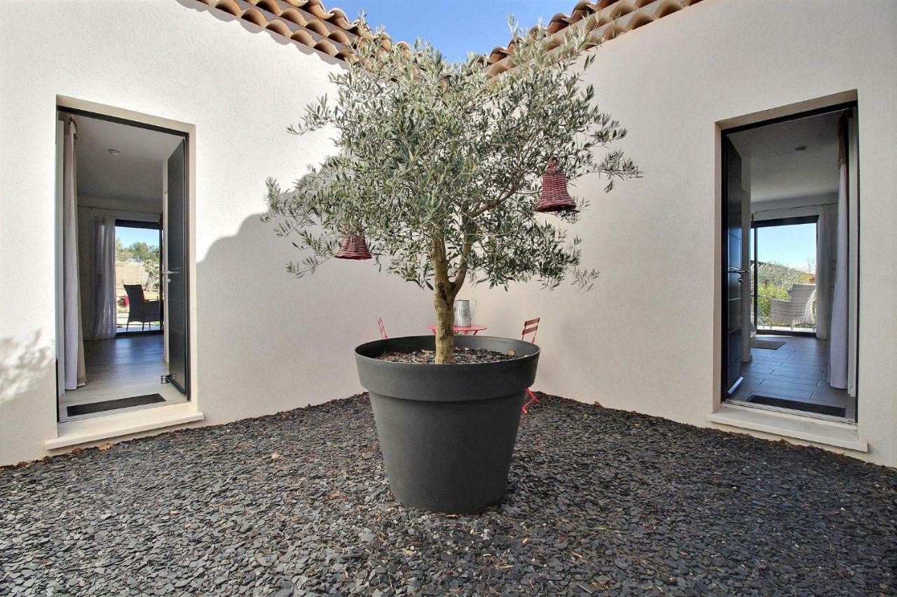 La Villa Aux Oliviers Flayosc Buitenkant foto